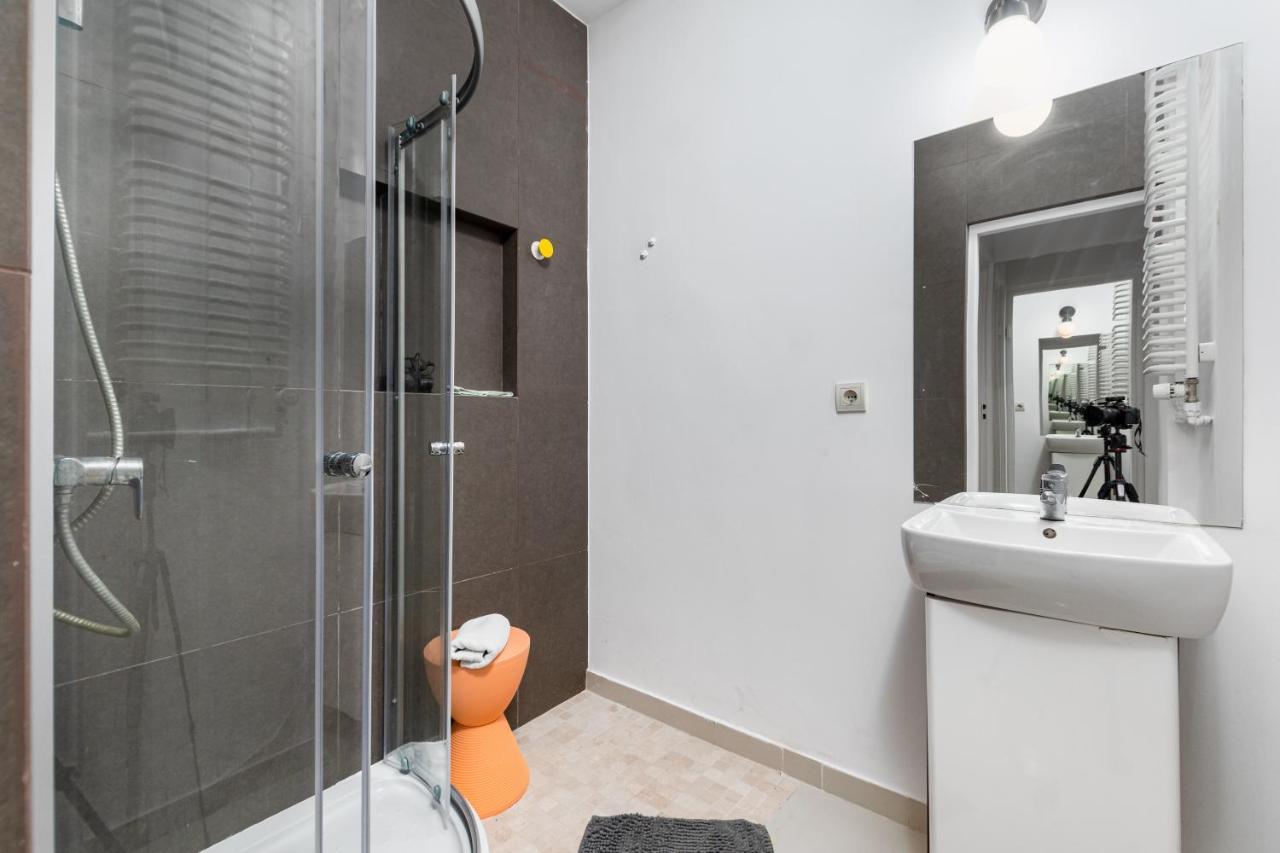 Apartment Bialobrzeska 30 By Homeprime Warschau